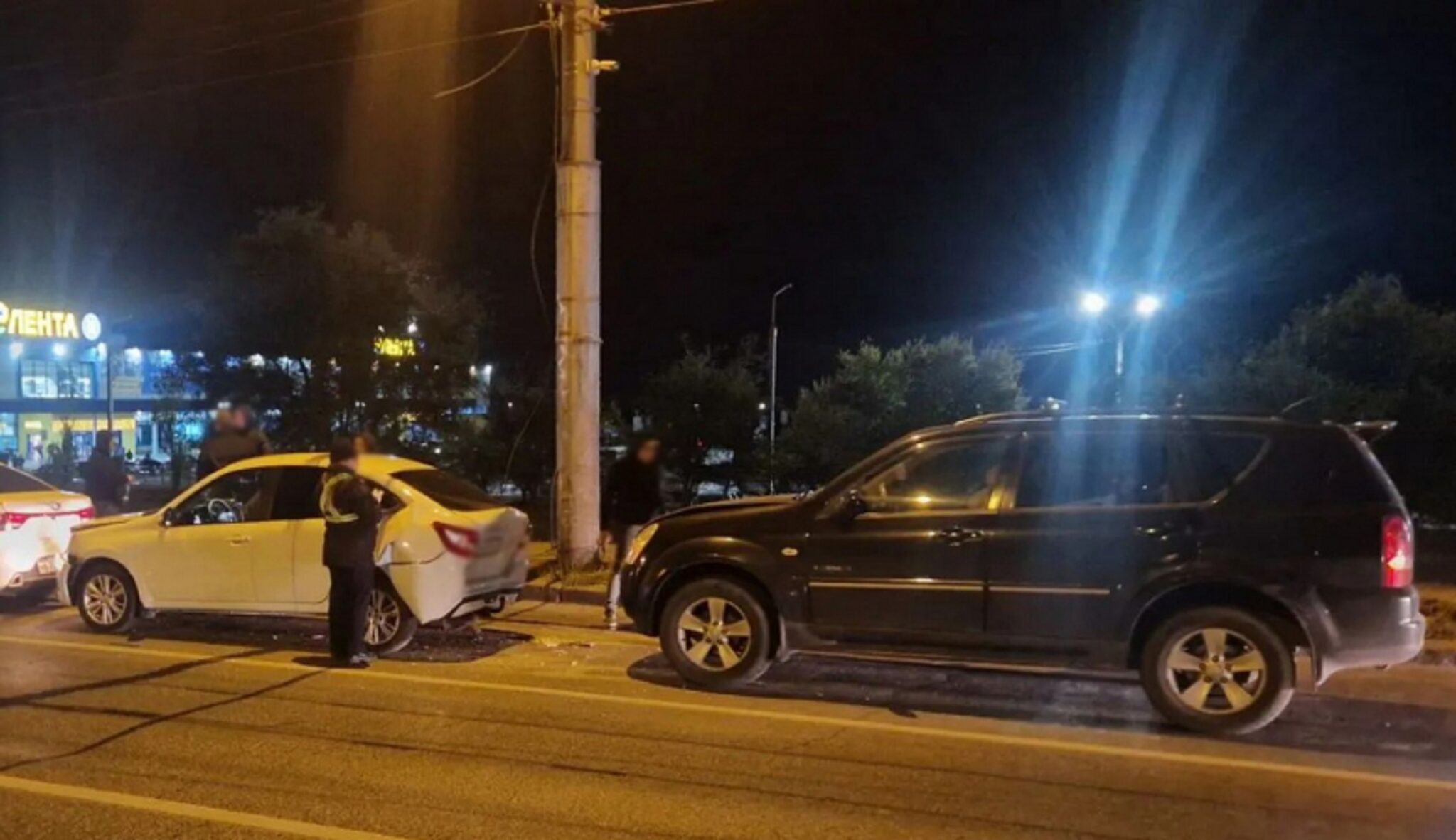Врезалась в фуру, пассажир погиб: под Волгоградом женщину на «Шевроле» вынесло на встречную