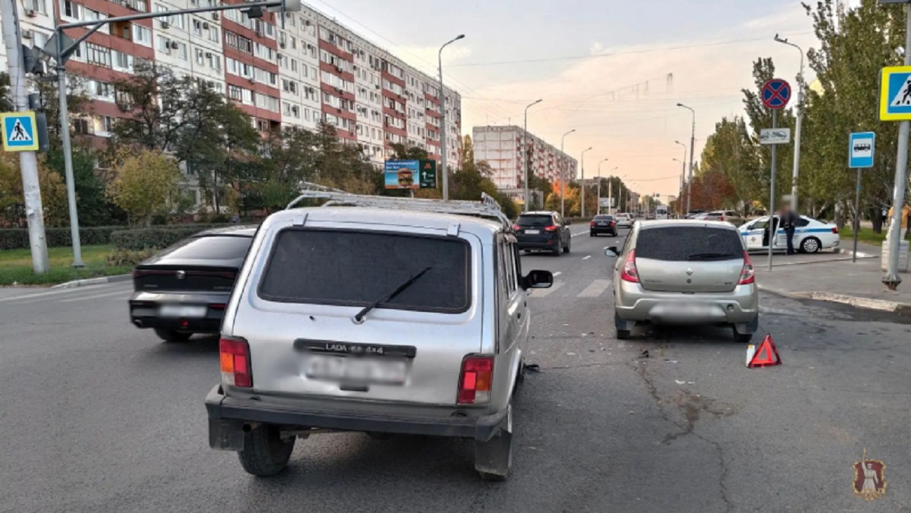 Железо смято, люди в больнице: 19 октября Волжский стал центром 3 аварий