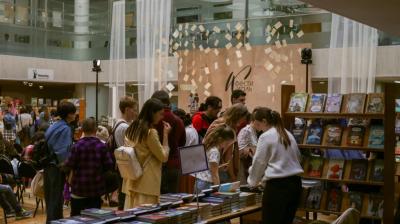 Куда пойти в выходные: «Ночь музеев», книжный фестиваль и лихой дрифт на парковке