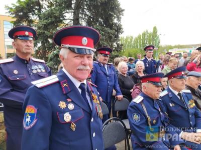 Демон или государственник: волжане обсудили Свердлова, чье имя 70-лет назад дали площади