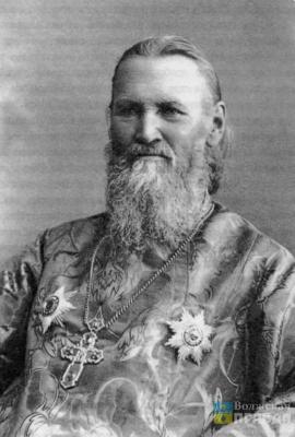 Чем опасны зеркала и лестницы 14 июня в Устинов день