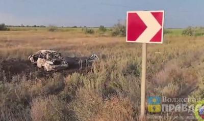 Мать погибла, отец и ребёнок в больнице: под Волгоградом опрокинулась и вспыхнула «девятка»