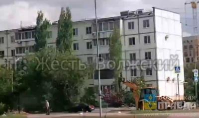 В Волжском в ходе дорожных работ был повреждён газопровод, авария устраняется
