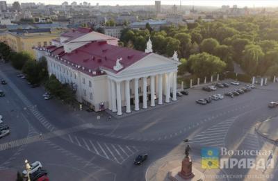 «Волгоград Арена» или Аллея любви: волжане могут выбрать для свадьбы одну лучших локаций Волгограда