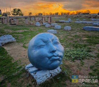 Колобок причмокнул: на арт-пространство парка Волжский прикатился любитель бешбармака