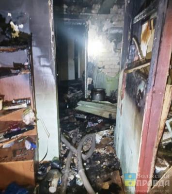 Жена успела спастись: в Волгограде в частном доме сгорел 59-летний мужчина