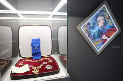 Волгоград представил выставку наград Александры Пахмутовой