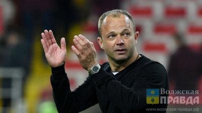 Волгоградский «Ротор» определился с новым тренером, но расстался с капитаном и хавбеком