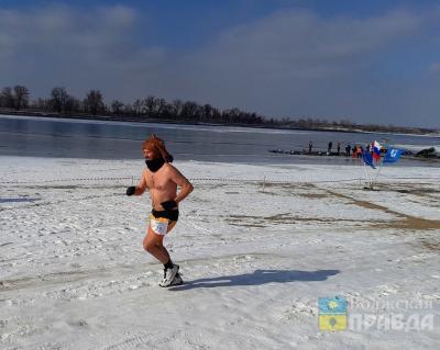 Волжане смогут принять участие в «МоржеРане» — зимнем турнире по бегу и плаванию